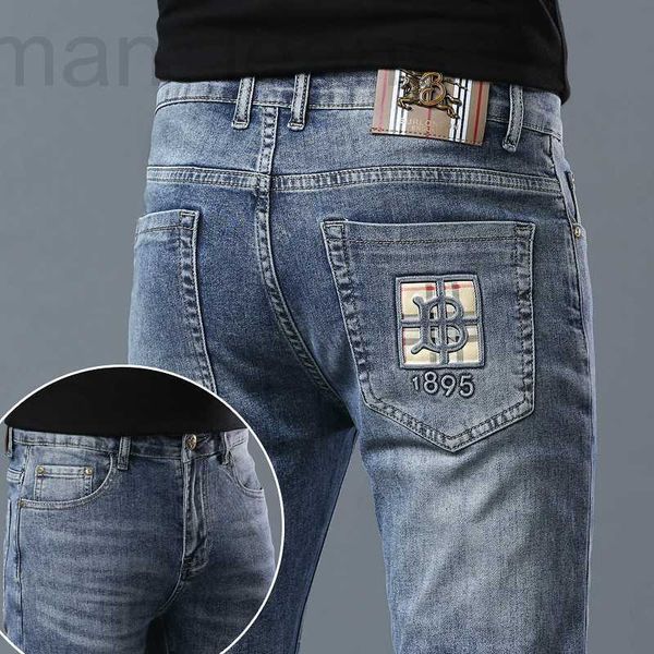 Designer de jeans masculino 2023 novo para luz luxo edição coreana pés elásticos finos ajuste fino roupas de marca B Home UJNR