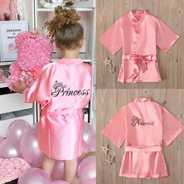 Pijama Infantil Robe Seda Sólida Cetim Quimono Roupão de Banho Pijama de Aniversário Camisolas Pijamas Menino Meninas Robes 12 Meses -5 Anos 230628