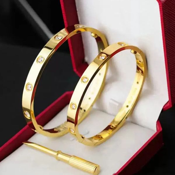 Love Bracelet Fashion Designer cuff Luxury Trendy Bangle 18K Gold Plated Titanium Steel Diamond for Women Men Nail Bracelets Silver Classic designer Jewelry