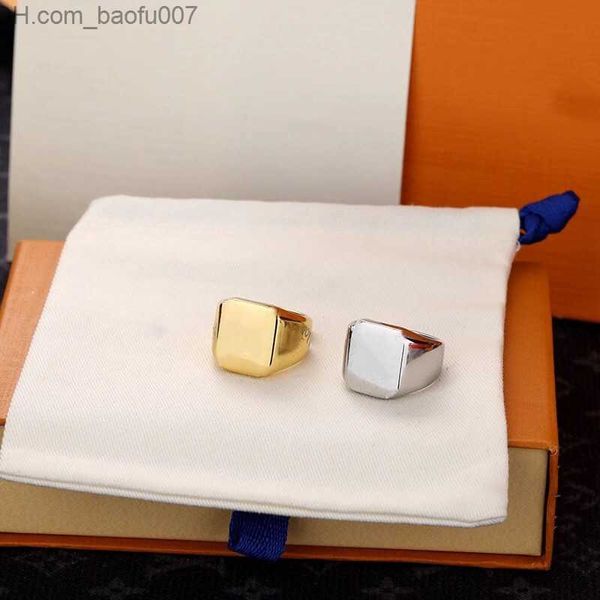 Anéis de banda Anel de designer de aço de titânio Carta Anéis de casal Anéis de amante de moda Alta qualidade banhado a ouro Fonte de joias Z230629