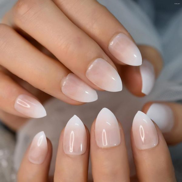 Короткие накладные ногти French Ombre Press On Stiletto Shaped Gel Nude Base White Tip Natural Faux Ongles