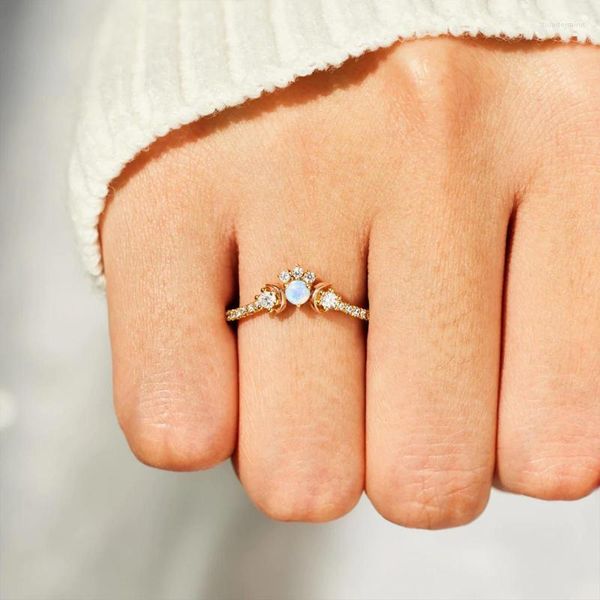 Hochzeit Ringe Einfache Doppel Crescent Zirkon Mondstein Für Frauen Geometrische Krone Verlobungsring Weiblichen Schmuck