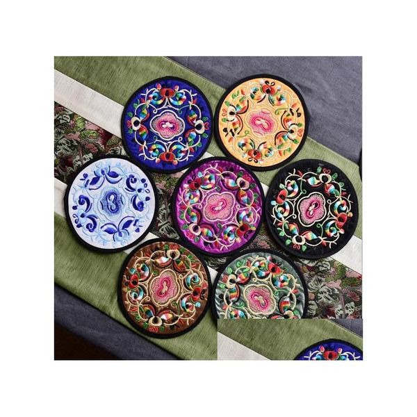 Matten Pads Hause Vlies Stickerei Blumenmuster Ethnische Untersetzer Tribal Tasse Teekanne Matte Getränkehalter Geschirr Tischset XB1 Drop D Dhw7E