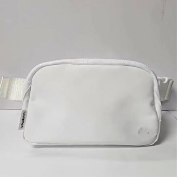 tasarımcı çantası modaya uygun kullanışlı ve çok fonksiyonlu depolama açık spor fanny paketi crossbody çanta yüksek kaliteli naylon malzeme ayarlanabilir omuz askısı