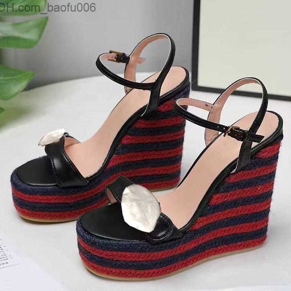 Sandali Sandali estivi da donna open toe firmati tacchi alti zeppa in pelle sexy piattaforma impermeabile paglia intrecciata moda scarpe da ufficio cintura parola Z230629