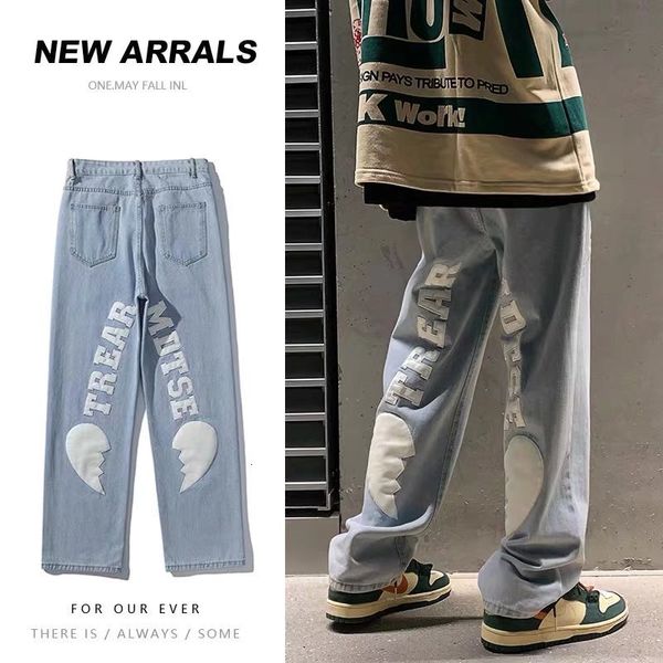 Jeans Masculino Estilo Inglaterra Letra Coração Bordado Streetwear Homens Calças Hip Hop Vintage Straight Calças Denim Pantalones Hombre 230629