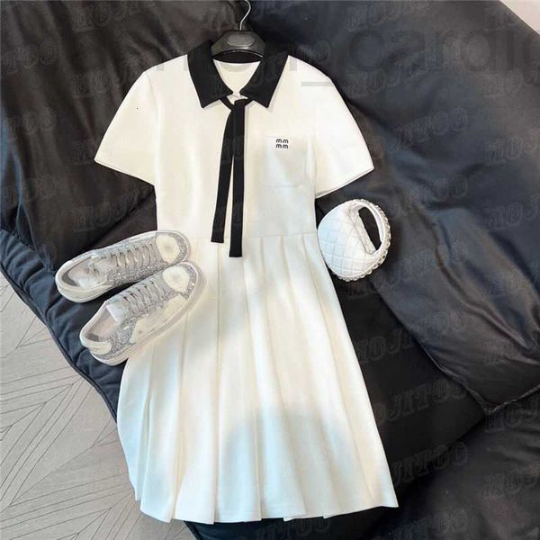 Vestidos de tamanho grande designer saias de gola polo para mulheres bolso de carta saia de manga curta estilo vintage senhoras festa YK7L