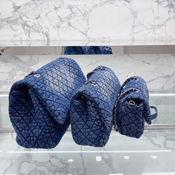 Канал джинсовая джинсовая лопатка Blue CC Clack Bag Luxury Designer Женщины пакеты с сумочками для плеча по магазинам винтажная вышивка для вышивки три модели серебряное оборудование