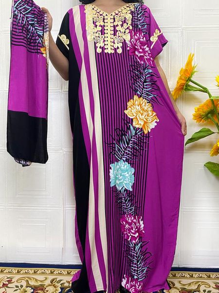 Abbigliamento etnico Abaya per donna Dubai 2023 con hijab floreale scollo a V Abiti africani Kaftan Marocain Robe Femme Musulane Turbante