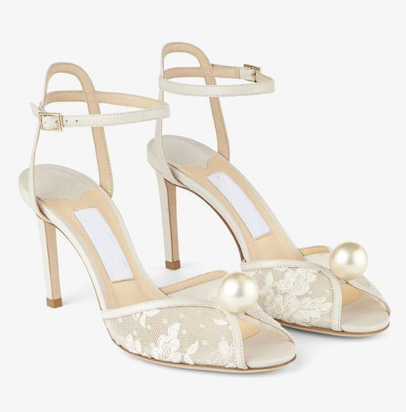 Estate 2023 Marca Sacora Sandali da sposa Scarpe White Pearl Women Pump Avorio Floral Lace V-cut Peep Toe Party Wedding Lady Tacchi alti EU35-43 Con scatola