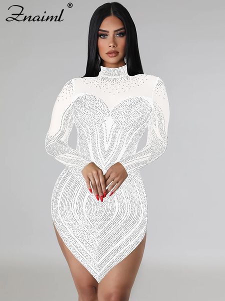 Kentsel Seksi Elbiseler Znaiml Lüks Sheer Mesh Patchwork Kadınlar için Beyaz Kısa Elbise Sparkly Crystal s Parti Gece Kulübü Doğum Günü Vestidos 230630