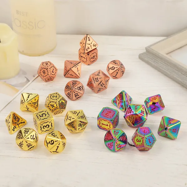 7 Stück polyedrische lose Edelsteine Würfel Set Dungeons Dragons Metall Würfel Set DND Spiele benutzerdefinierte RPG Würfel 6 Farben Großhandel