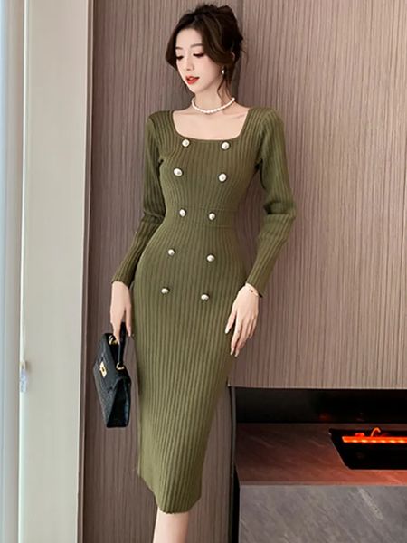 Abiti casual di base Nuova moda vintage verde doppio petto abito lavorato a maglia sexy collo quadrato manica lunga abiti eleganti maglione abiti 2024