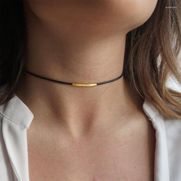 Girocollo in pelle nera corda collana in tubo di metallo colletto alla moda catena clavicola gioielli minimalisti collo da donna
