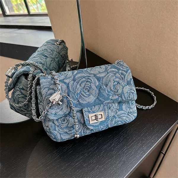 Versão coreana da corrente 2023 início do outono nova feminina versátil denim ombro flor estrangeira crossbody saco modelo 8756