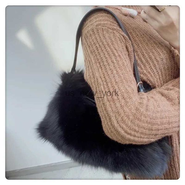 Totes Inverno Novo bolsa de ombro de pele real Luxury Real Fox Purching Bolsa de cor sólida Mulheres Bolsas de jantar peludas quentes 240407