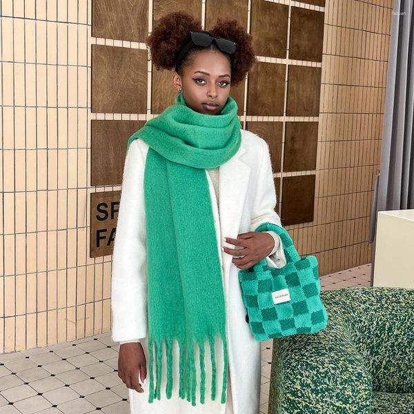 Schals Frauen Kaschmir Mischung Wrap 2023 Winter Schal Warme Pashmina Solide Foulard Wraps Dicke Weiche Decke Große Quasten Schal