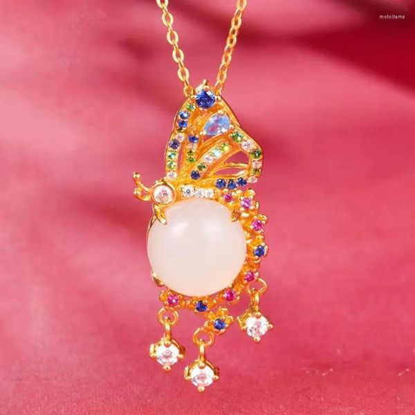 Catene Collana in oro antico intarsiato con farfalla di cristallo Elegante pendente in calcedonio naturale Gioielli romantici da sposa in argento da donna