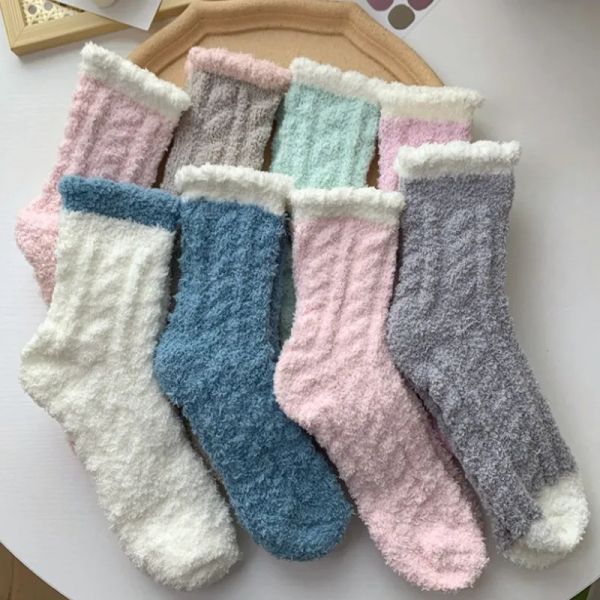 Mulheres grossas inverno meias quentes fofo fuzzy piso sono kawaii meias coloridas bonito térmico branco macio veludo meias de náilon