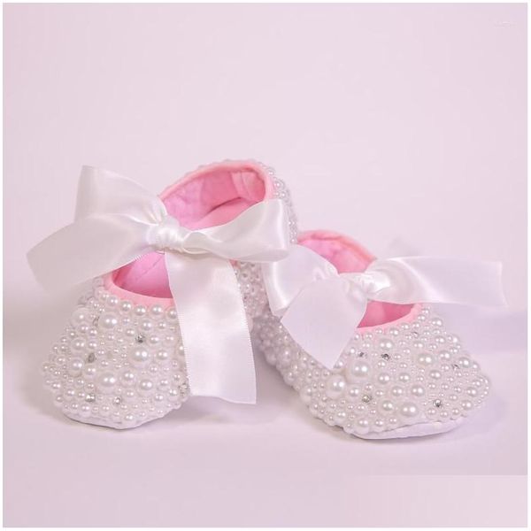 Primi camminatori Dollbling Principessa Bambina Scarpe da bambino Nastro con lacci Bianco Perle fatte a mano personalizzate Battesimo Infantile Prewalker Dr Dhlia