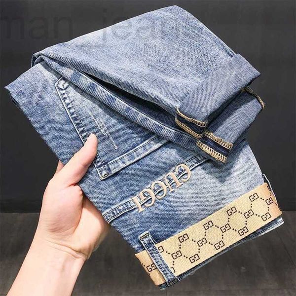 Designer di jeans da uomo Autunno e inverno Nuovi jeans di fascia alta Tendenza da uomo Allentata Versione coreana alla moda Leggings versatili Pantaloni con ricamo elastico Avohnowx