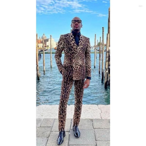 Abiti da uomo Stampa leopardata per uomo Blazer maschile Doppio petto Giacca da smoking slim fit Frac Abito da cavaliere Uomo Dress Up 2 pezzi Tuxedo