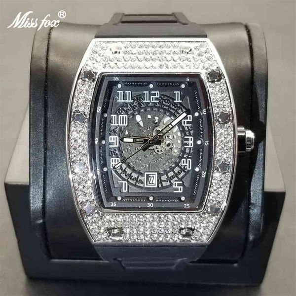 Missfox 2021 nova chegada tonneau relógios masculinos congelado cheio de diamante pulseira de borracha relógio oco dial design luxo esporte masculino clock326a