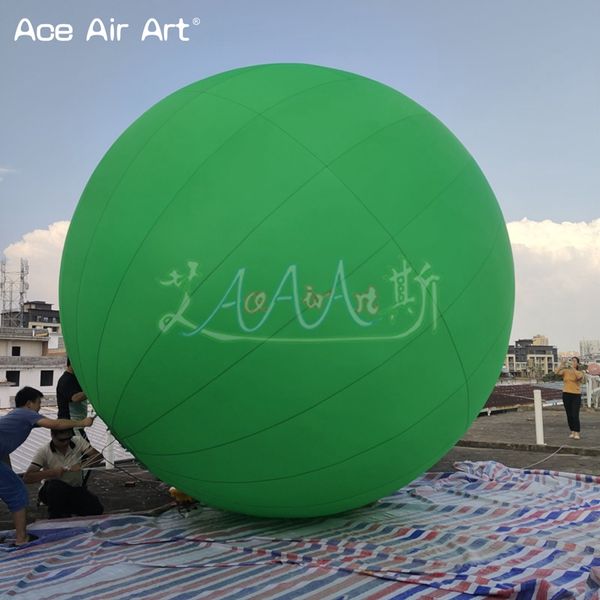 Incredibile palloncino gonfiabile gigante da 4,5 m di diametro, sospeso o a terra, con palline colorate per la decorazione della festa