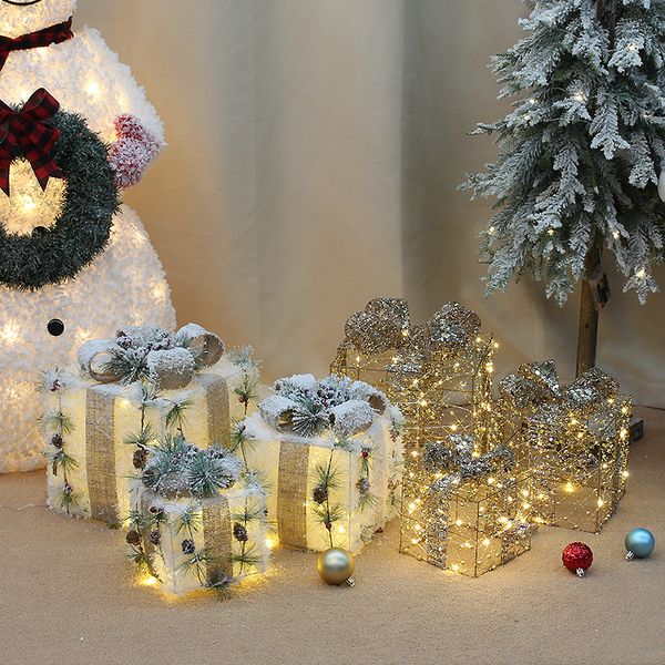 Decorações de natal caixa de presente luminosa pilha três conjuntos de decorações de cena de janela de hotel de shopping