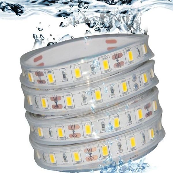 Striscia LED 5M RGB 5050 IP68 Impermeabile 12V 60LED M Uso subacqueo per piscina Acquario Bagno esterno con telecomando 44 tasti C240h