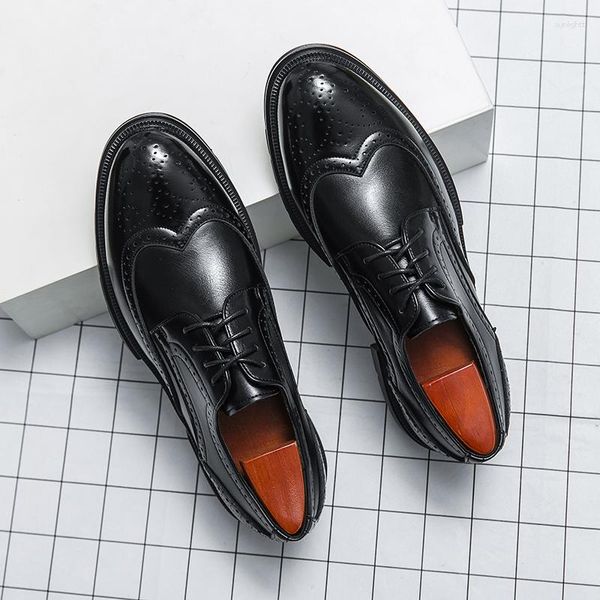 Scarpe eleganti da uomo in pelle con punta tonda suola spessa durevole business casual stile britannico nero marrone taglie 38-46