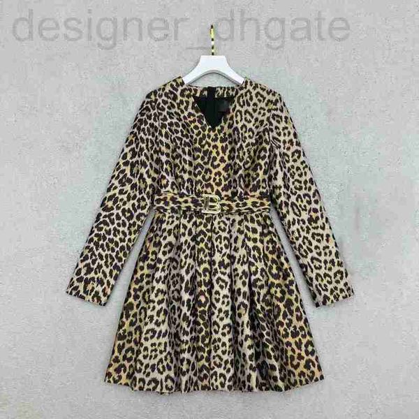 Urban Sexy Dresses Designer 2023 Herbst/Winter Neu Bal Nanyou Gaoding Spicy Leopard Print mit Gürtel V-Ausschnitt Kleid für Damen H1FX