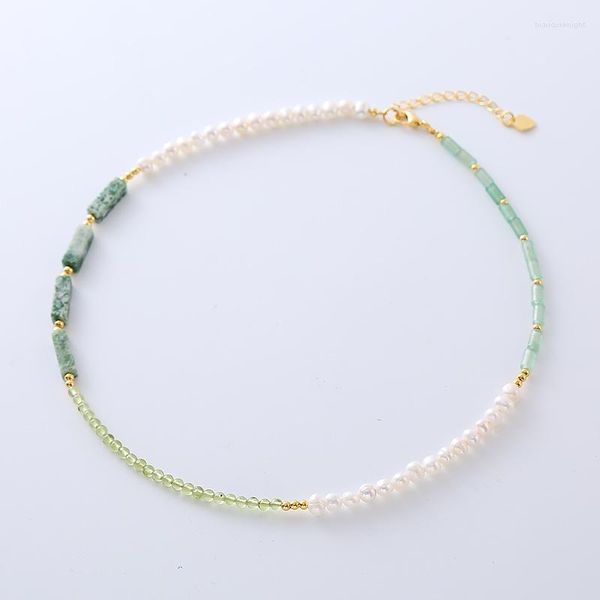 Halsband Minar Charmante grüne Farbe Naturstein Süßwasserperle 14K echt vergoldetes Messing Perlenhalskette für Frauen