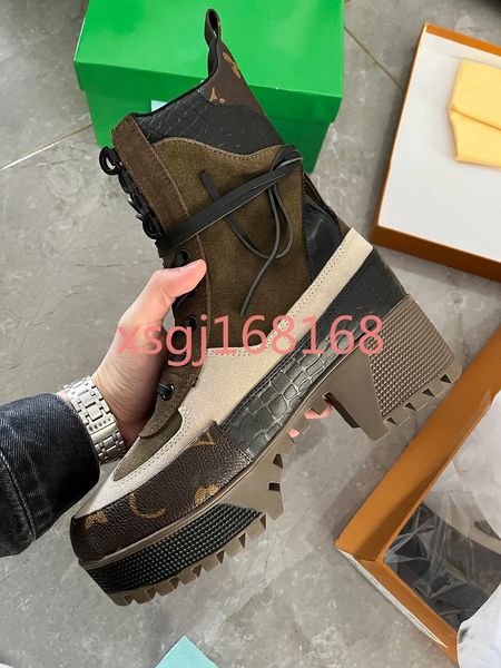 Stivali di alta marca Scarpe con tacco spesso in pelle con plateau stivali nudi nel deserto invernale amore ape bianca pista con stelle scarpe col tacco alto da donna autunnali e invernali