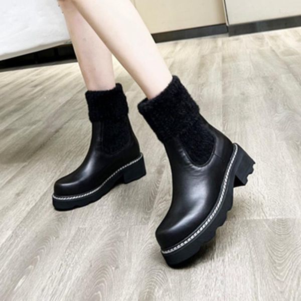 Botas Grande Venda 2023 Quente Redondo Toe Mulheres Sapatos Deslizamento em Couro Genuíno Confortável Curto