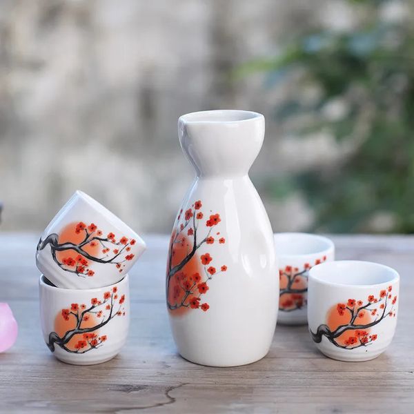 Kalça şişeleri Japon Sake Dört fincan el boyalı aspil porselen tarzı seramik geleneksel seramik el sanatları şarap fincan pot 230928