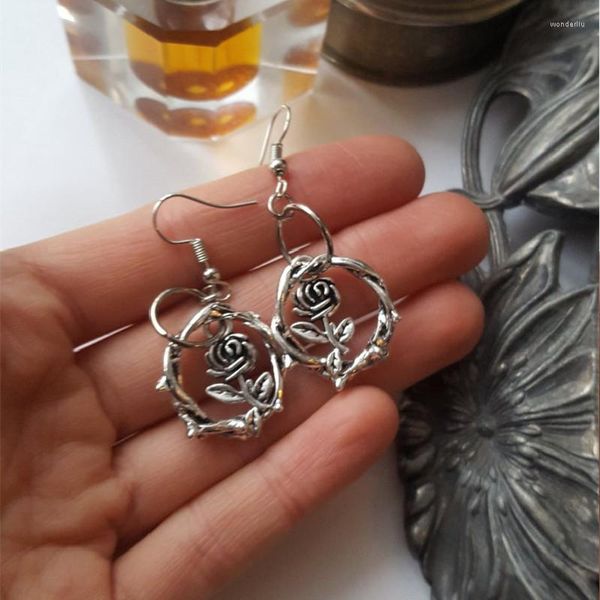 Ohrhänger Gothic Dornen und Rosen Hexe Alternative Mittelalter Statement handgemachter Schmuck Schöne Mode Frauen Geschenk