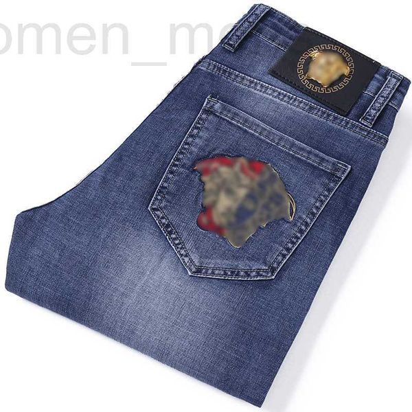 Jeans da uomo firmati Primavera ed estate testa di colore sottile VJ jeans da uomo a gamba slim blu elasticizzati in cotone mezza faccia M6E3