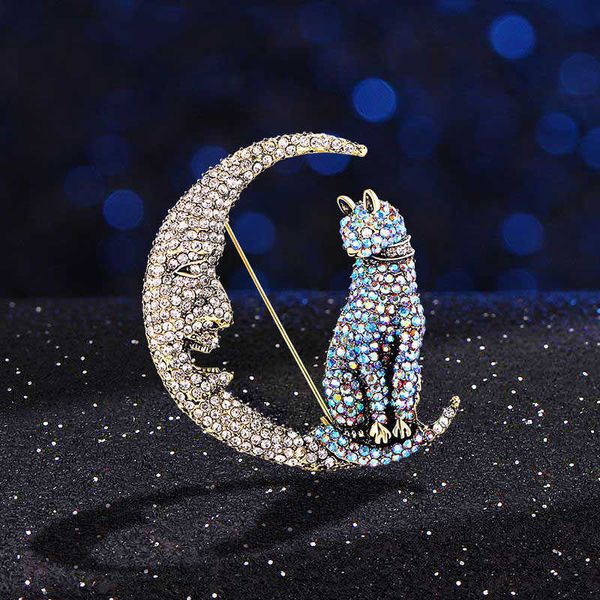 Designer de luxo broche liga água diamante gato broche na lua high-end terno acessório broch corsage