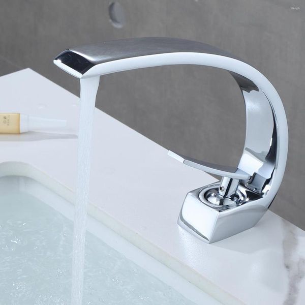 Rubinetti per lavandino del bagno Rubinetto a cascata ad arco alto Maniglie singole Miscelatore per lavabo o acqua fredda Finitura cromata Commerciale