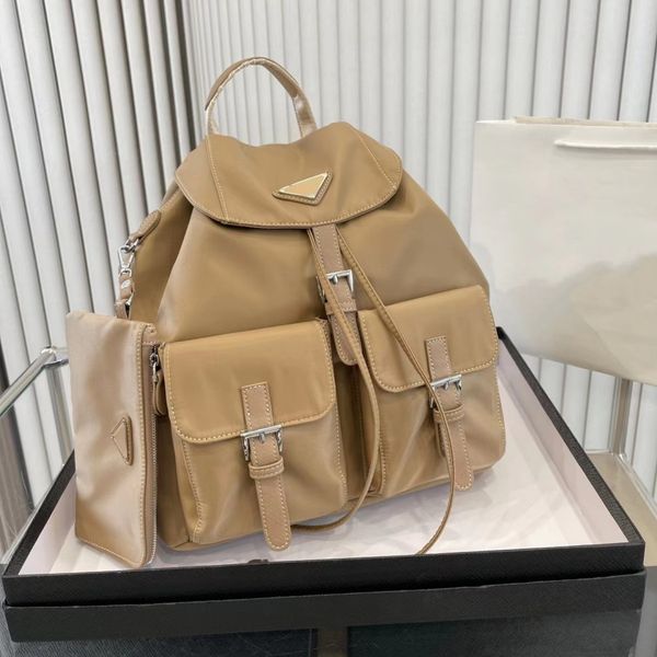 23SS P Borsa firmata da uomo Paracadute Grande capacità Moda occidentale Collocazione quotidiana Personalità Zaino per pendolari Scomparto per donna Portamonete