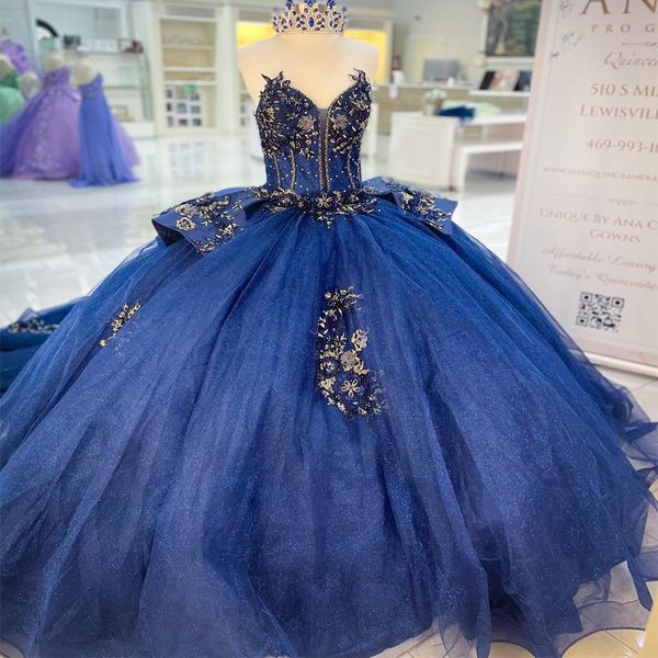 Marineblau weg von der Schulter Ballkleid Quinceanera Kleider für Mädchen Applikation Blume Perlen Promi-Party-Kleider Abschlussfeier Vestidos