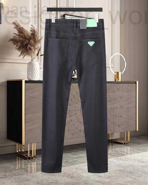 Jeans da uomo Designer designer 2023 ultimo elenco jeans skinny etichetta da uomo lettere modello stampa pantaloni denim moda uomo Hip Hop nero 6T45