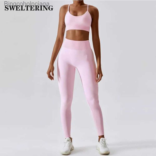 Conjuntos ativos atléticos sem costura Wear Women Yoga Conjunto de ioga 2PCS Tracksuit Sport Bra Gym Suits Fitness High Waist Rungings Sports Setsl231007