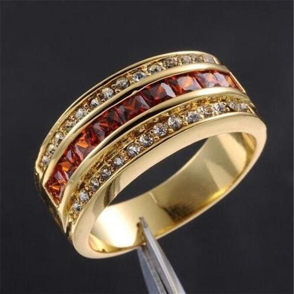 Anéis de cluster masculino luxo 10k ouro amarelo princesa-corte garnet cristal gemstone anel de casamento para homens mulheres jóias3150
