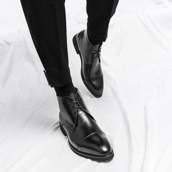 Botas outono masculino retro couro tornozelo masculino sapatos clássicos moda masculina apontou toe bota curta rendas de alta qualidade plus size