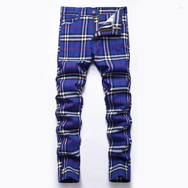 Calças masculinas 2023 design original elástico jeans estilo britânico personalidade impressão digital cor xadrez cintura média lazer magro