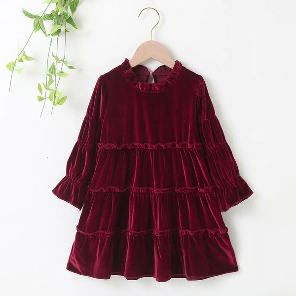 Kız Elbiseleri Sonbahar Kış Kızlar Elbise Uzun Kollu Kadife Boş Bultlenek Şarap Kırmızı Siyah Piled Katı Sevimli Tatlı Bebek Vestidos 2-6t 231007