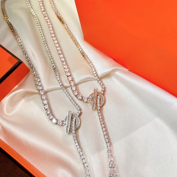 Moda de luxo feminino jóias colar de prata simples requintado em forma de q barra horizontal quadrado diamante design charme nobre designer lindo elegante senhora pingente