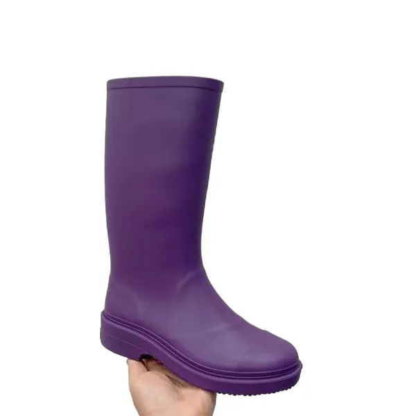 Avustralya Kadın Designer Boot Rainboots Kauçuk Kış Yağmur Botları Ayak bileği Pembe Siyah Yeşil Fokalist Dış Boyut 35-45 Kutu patik tasarımcısı Boots Kadın